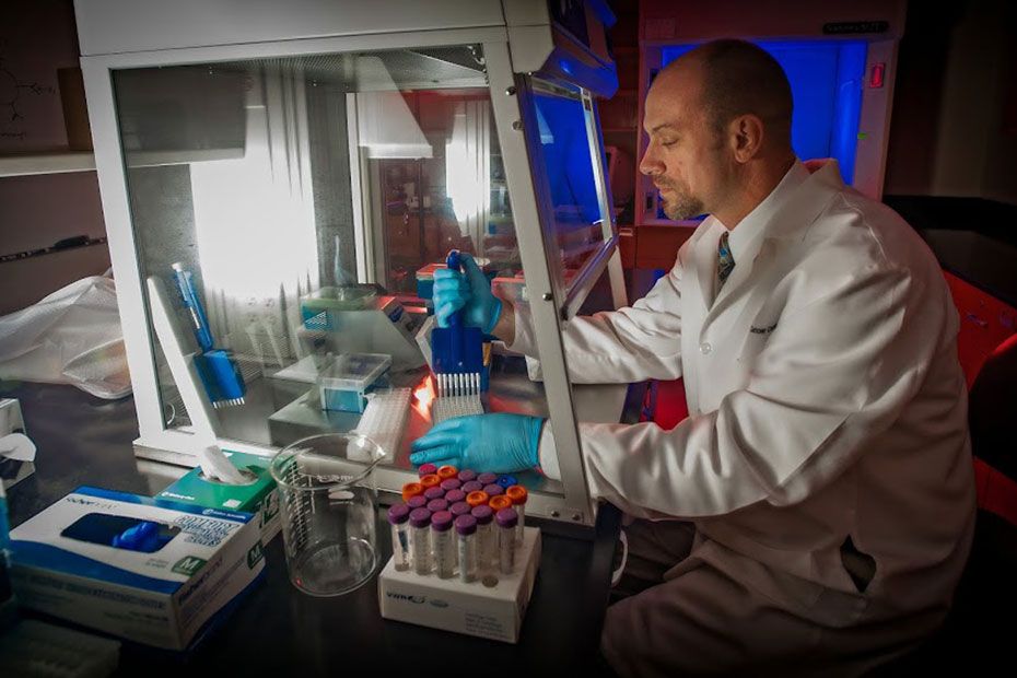 Dr. Chris Farrell | Director of the Pharmacogenomics Certification Program | School of Pharmacy | Presbyterian College | Clinton SC